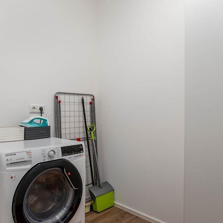 Vivamosel: Appartement Mit Mosel & Burgblick - Balkon - Parken - Aufzug - Fahrradraum Cochem Bagian luar foto