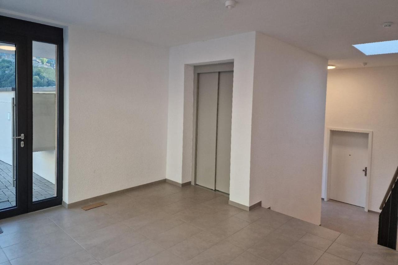 Vivamosel: Appartement Mit Mosel & Burgblick - Balkon - Parken - Aufzug - Fahrradraum Cochem Bagian luar foto