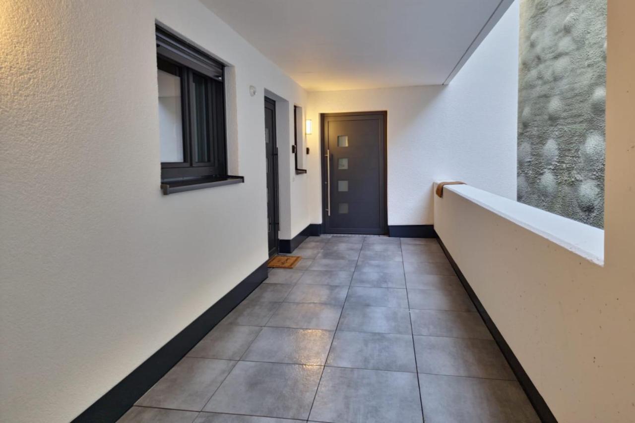 Vivamosel: Appartement Mit Mosel & Burgblick - Balkon - Parken - Aufzug - Fahrradraum Cochem Bagian luar foto